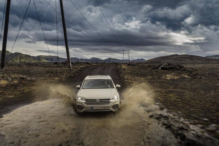  Volkswagen Touareg R-Line One Million 2019 года  (фото 22 из 30)